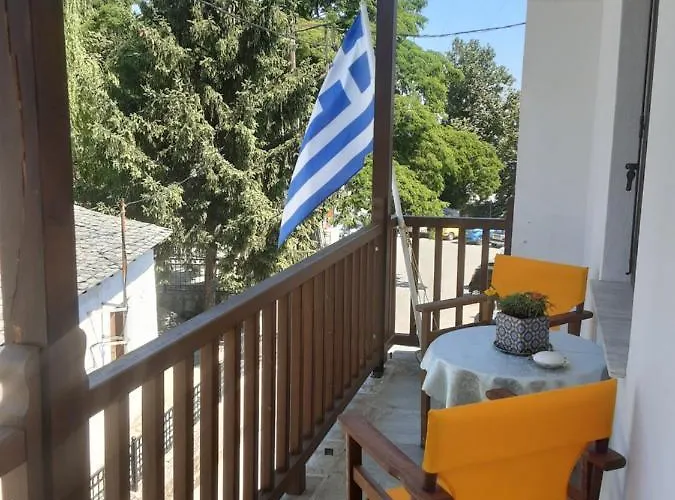 Next To The Main Square Apartament Zagora